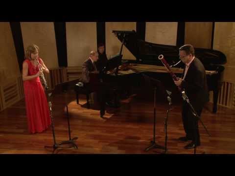 Francis Poulenc: Trio (1926) pour piano, hautbois et basson; III. Rondo