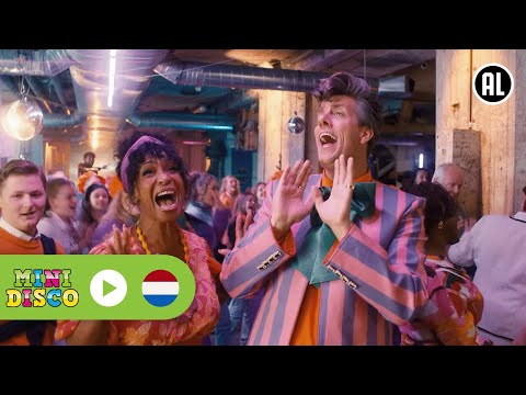 CHOCOLADE | Film Het Feest Van Tante Rita 2 – De Chocobom | Videoclip | Minidisco