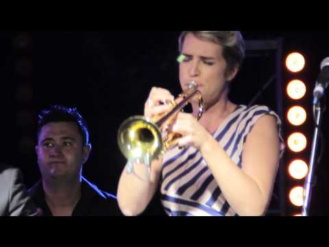 Maite Hontelé  "DEJAME ASÍ"  en vivo