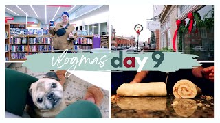 VLOGMAS DAY 9 | walking to town for coffee & books, organizing the baby dresser + cinnamon rolls