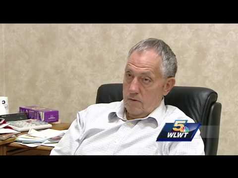 Man who pleaded guilty to 5 murders in Indiana wants a new trial