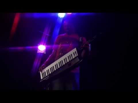 AX-Synth Black Sparkle Shoulder Synthesizer Overview