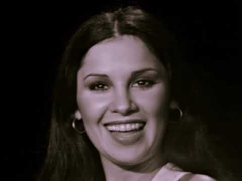 Cuentale - Nidia Caro