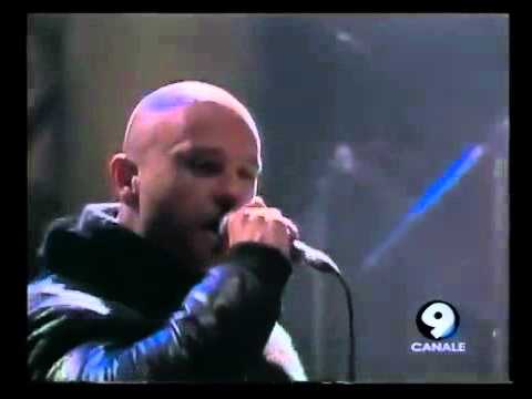 Almamegretta - Figli Di Annibale - Live Napoli - Me Sounds Good