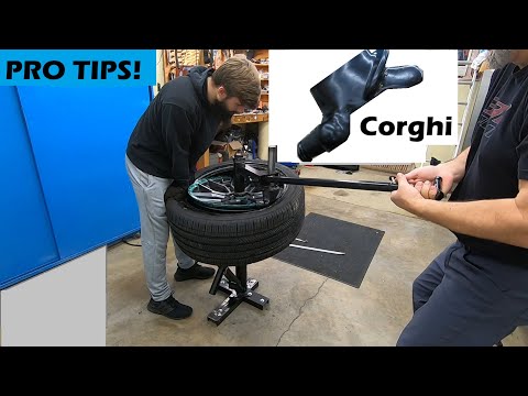 New Harbor Freight Manual Tire Changer WORLD RECORD! 22x10s With a New Duckhead Review. Corghi HEAD!