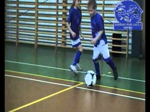 WEWNĘTRZNE CIĘCIE KROK4 - EKS Kolektyw Radwanice - podstawy piłki nożnej