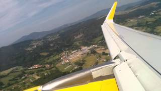 preview picture of video 'Despegue Vueling A320 desde Bilbao / Vueling A320 Taking off from Bilbao Airport'