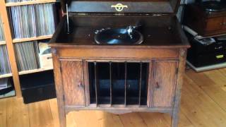 Jack Payne and his B.B.C. Dance Orchestra - There's a Good Time Coming