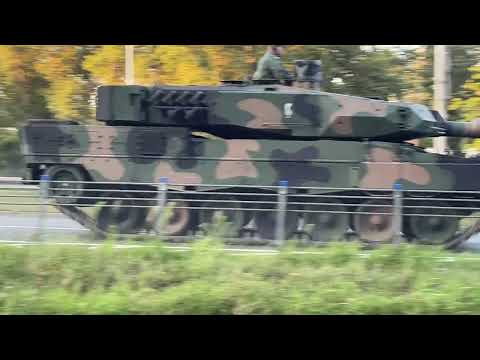 Czołg Leopard 2PL na pełnym gazie - Próba generalna Defilada 2024