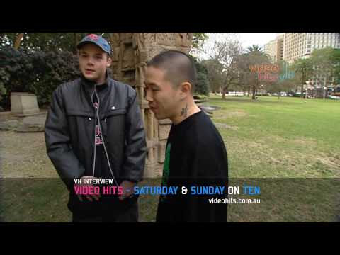 Jin & Joel Turner beatboxing & rapping in Hyde Park, Sydney