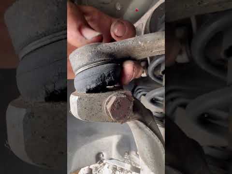 Some mechanics should Stay Away From The Torches! Audi f*cknuckle Pinch Bolt guide links