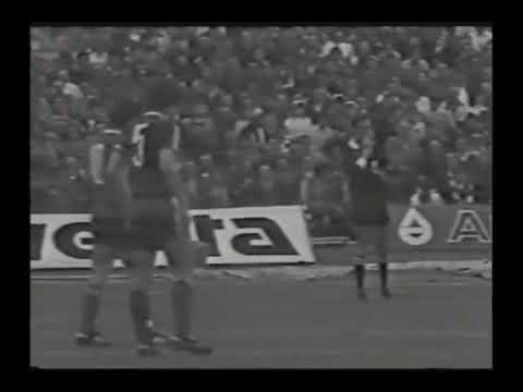 ECC 1981-82. Semi-finals. CSKA Sofia - Bayern München. Highlights.