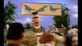 Sesame Street - Keep The Park Clean For The Pigeons