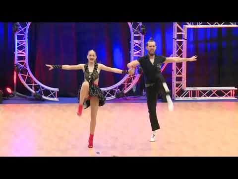 ROCK-N-SWING.COM » 🇭🇷 POŽGAJ Patricia - DJURDJEVIC Fabijan » MC Contact » World Cup Lyon 2022