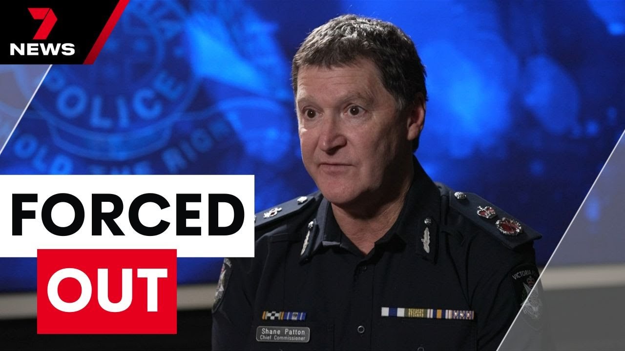 Victoria’s top cop seemingly sacked but refusing to go and the government was M.I.A | 7NEWS