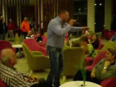 Отель Baia Lara, Анталия, Турция, Средиземное море, караоке, авторская песня N 2 Максима Бессонова ( Максико), 11 января 2014 года, оператор Михаил Юхтин ( Мишико ) ( Москва )