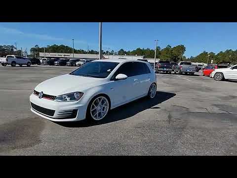 2017 Volkswagen Golf GTI D21717B