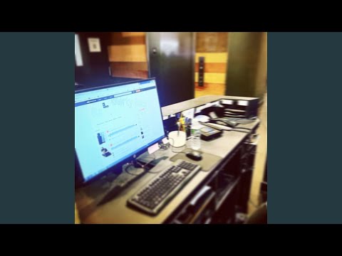 Bandz In A Loft #1c34 (feat. mxdy)