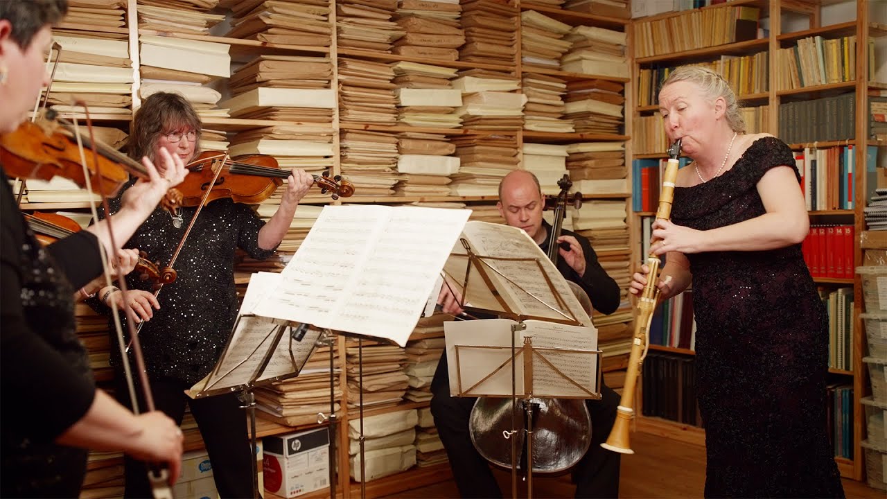 Watch and listen to Katherine and friends play Mozart's Clarinet Quintet on the basset clarinet