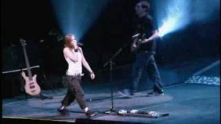 Avril Lavigne - Nobodys fool  (Buffalo NY concert)