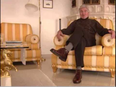 Friedel Rausch wird beim Derby Borussia Dortmund - FC Schalke (1968) von einem Hund gebissen