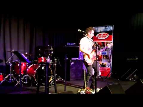 Breakout - Bass Player Live 2012