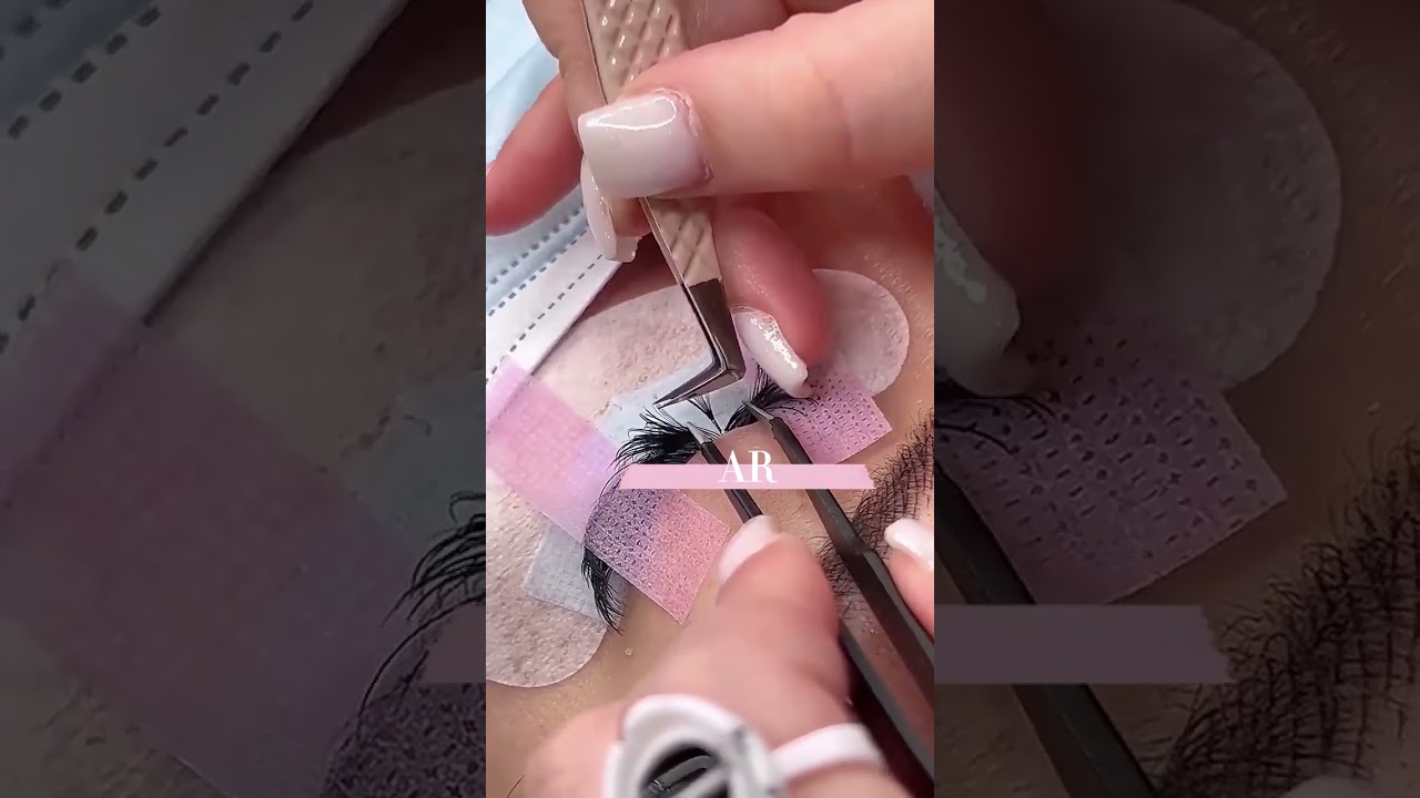 Eyelash Extension Tutorial - Master the Art of Lash Application! #EyelashExtension #LashTutorial