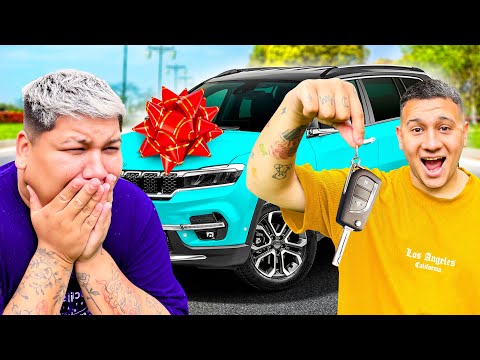 LE REGALO UN AUTO A MI NOVIO 😍🚘😱// Tomi Medina
