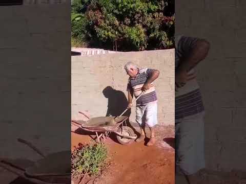 cantor Elias de Deus no sítio do sonho Goianira Goiás