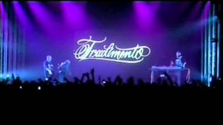 Fabri Fibra-Su le mani (live alcatraz 2006)