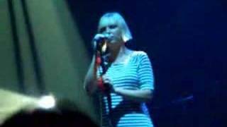 Zero 7 live in NYC : The Pageant of the Bizarre