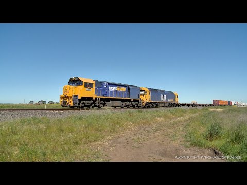 XR558 & BL27 Leading 7902V Mildura Container Train  (23/10/2019) - PoathTV Australian Railways