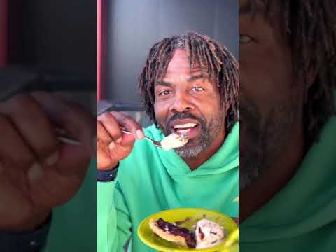 Chocolate 🍫 Maple 🍁 Pecan Pie 🥧. 💯 #vegan #pecanpie #thanksgiving