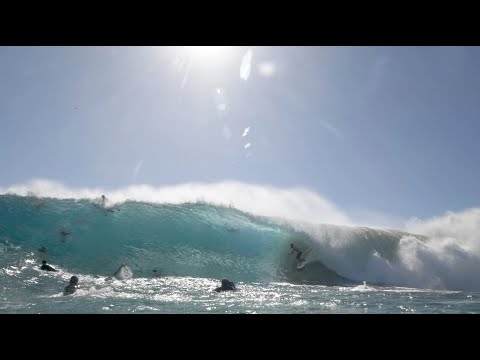 Cyclone Swell Snapper Rocks
