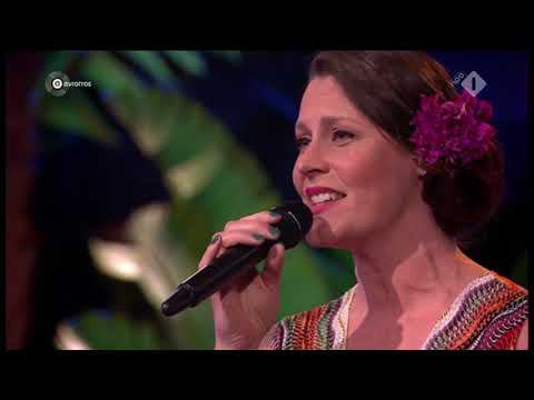 Floor Jansen - Que Se Siente (2019) + intro and outro (with eng and Spanish subs)