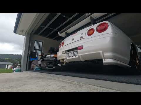 R34 GTR - Post Tune - Cold Start