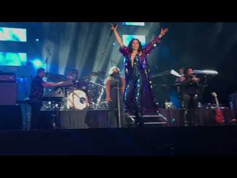Jessie J - Queen Live at Universal Studios