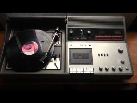 David Mayer - Bold feat.  Sooma (KM030 Keinemusik)