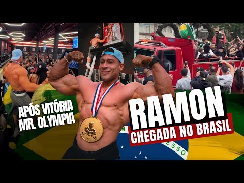 RAMON DINO - A CHEGADA ÉPICA DO CAMPEÃO MUNDIAL AO BRASIL | MR. OLYMPIA 2025 | IRONBERG