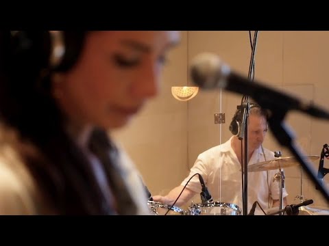 Hayat Mertel - Pardon ( Sezen Aksu Cover)