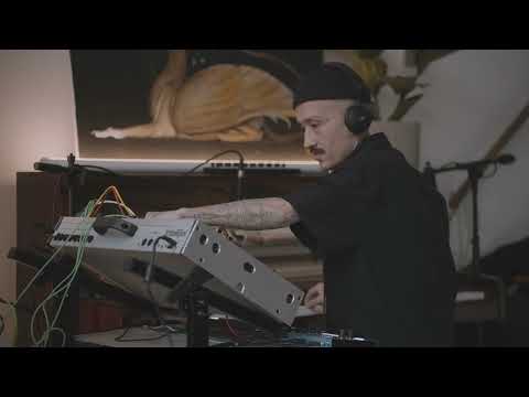 Improvised Sessions II: Stillness in C