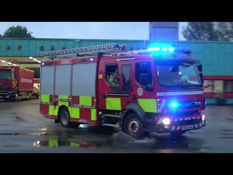 Best Of Fire Engines Responding 2024! Various Fire Services Responding Across The UK