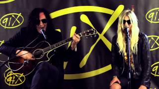 The Pretty Reckless &quot;Cold Blooded&quot; acoustic