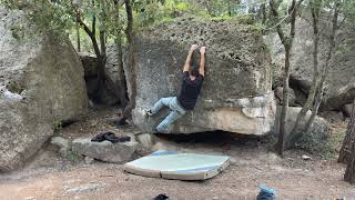 Video thumbnail of Kungfu, 6a+. La Riba
