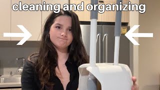 Come organize my bathroom with meee  | Day 13 | The Moving Series