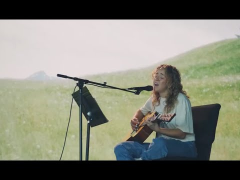 Draw Me Close - @SkylarDayne | UPPERROOM Thursday Set 8/7/2025