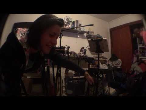 Live looping improv jam (feat. Laura Stavinoha)