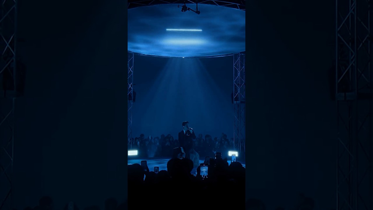 3House - Eyes (Secret Live”These”)Live Performance Video Out Now.