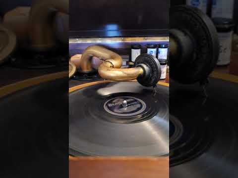 Evolutionary Blues - Milton mezz Mezzrow and his Orchestra   Bluebird Records #10088