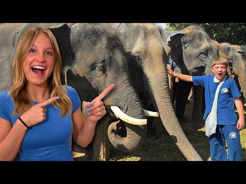 I took a BATH with an ELEPHANT!🐘